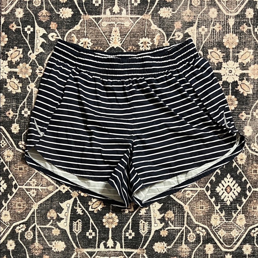 Women’s Athleta Short